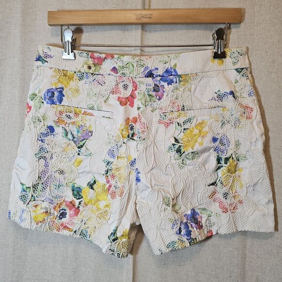 Elevenses Shorts Anthropologie 4 Catalonia Lace Floral Textured Button Side - Picture 4 of 16